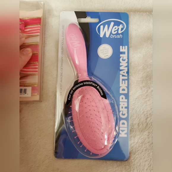NEW Bundle of 7 Hair Accessories/Products Invisibobble Wet Brush Sephora Elle - Picture 5 of 15